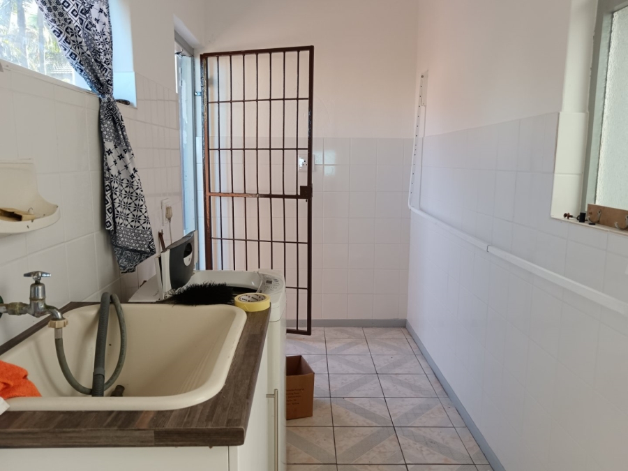 To Let 3 Bedroom Property for Rent in Glentana Western Cape